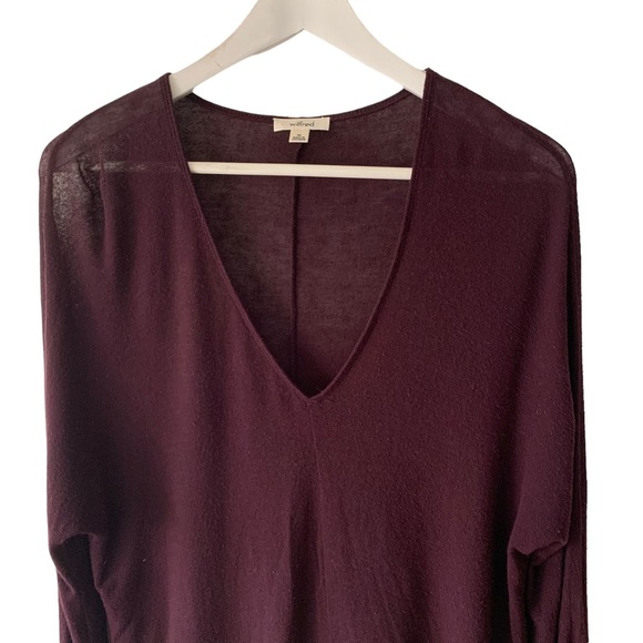 Aritzia Wilfred Dark Cherry Purple V Neck Sweater Lightweight - Picture 3 of 10